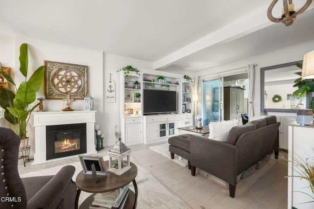 209 S Ventura Road 18, Port Hueneme, California 93041 home-pic-10