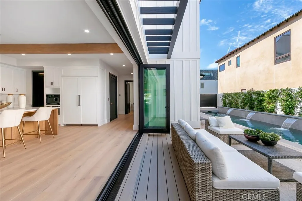 521 12th, Huntington Beach, California 92648 home-pic-14