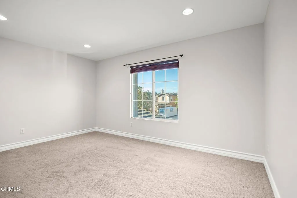 862 Gitano Drive, Oxnard, California 93030 home-pic-29