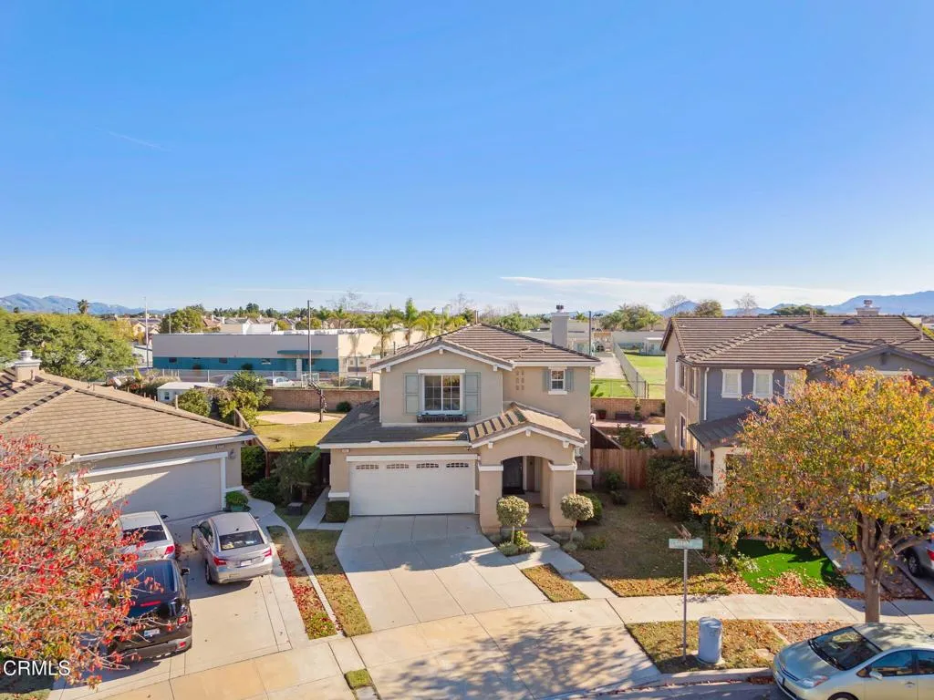 862 Gitano Drive, Oxnard, California 93030 home-pic-1