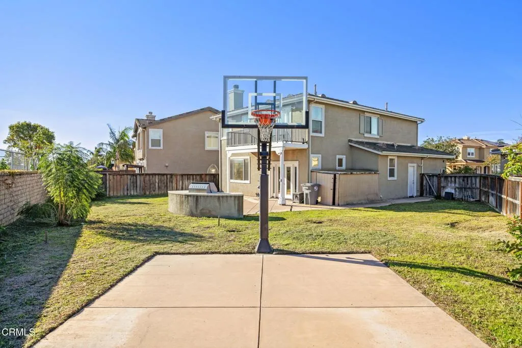 862 Gitano Drive, Oxnard, California 93030 home-pic-2