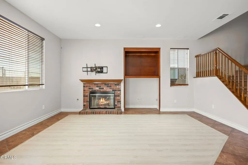 862 Gitano Drive, Oxnard, California 93030 home-pic-7