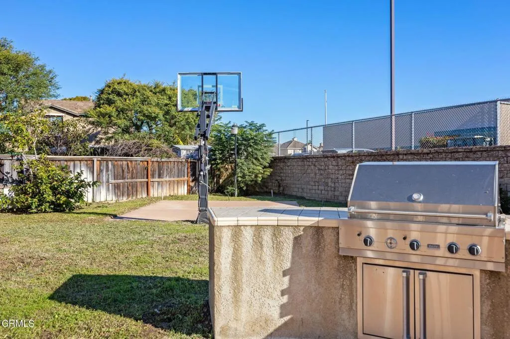 862 Gitano Drive, Oxnard, California 93030 home-pic-38