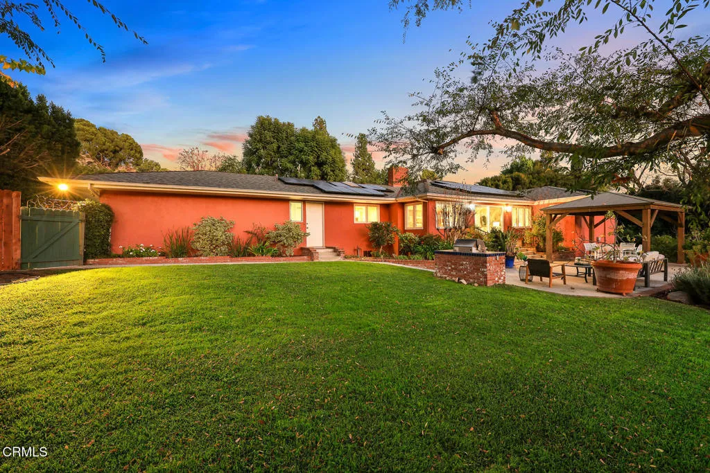 1948 Ravista Lane, La Canada Flintridge, California 91011 home-pic-64