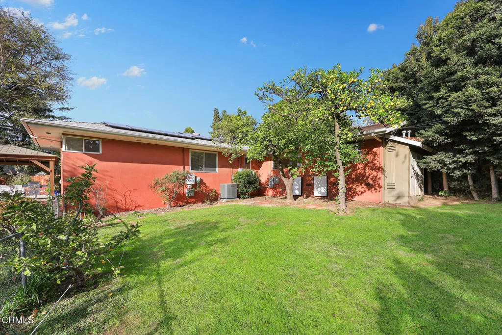 1948 Ravista Lane, La Canada Flintridge, California 91011 home-pic-42
