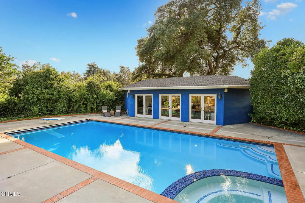 1948 Ravista Lane, La Canada Flintridge, California 91011 home-pic-46