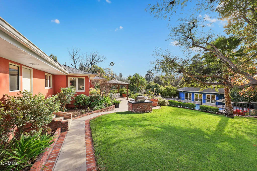 1948 Ravista Lane, La Canada Flintridge, California 91011 home-pic-39