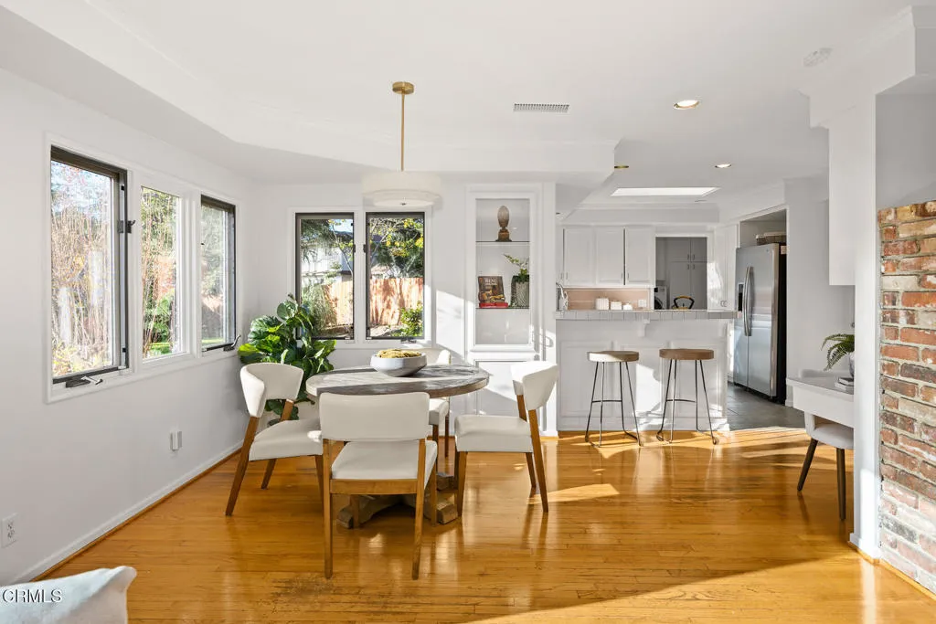 1948 Ravista Lane, La Canada Flintridge, California 91011 home-pic-15