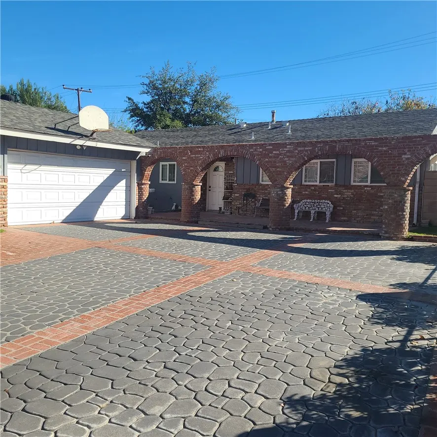 22104 Alamogordo, Saugus, California 91350 home-pic-2