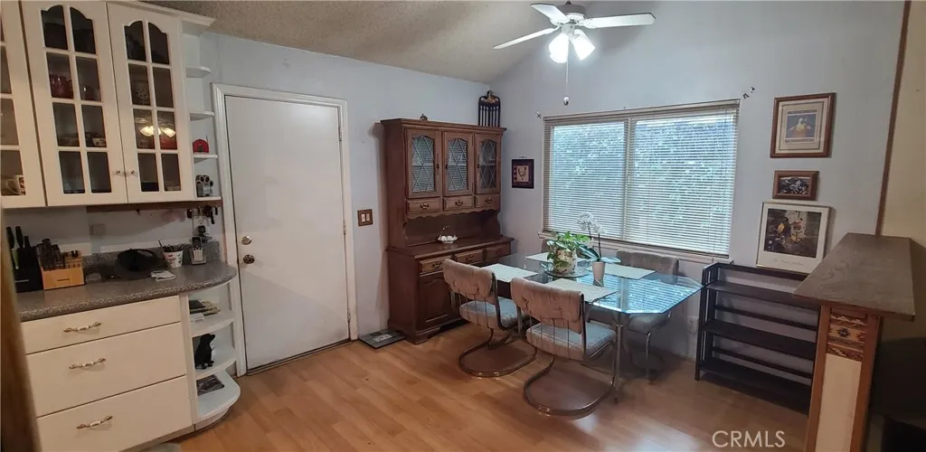 22104 Alamogordo, Saugus, California 91350 home-pic-7