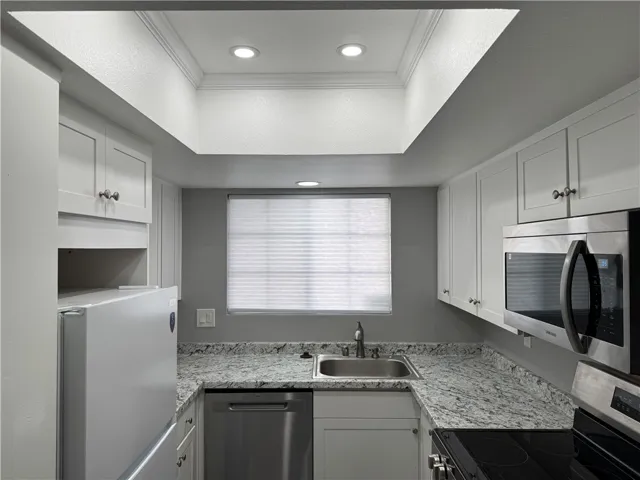 26162 Sanz A235, Mission Viejo, California 92691