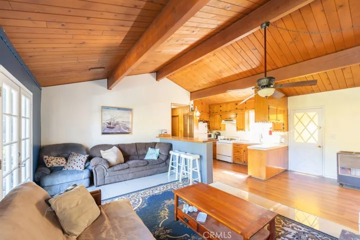 Top Unit Livingroom