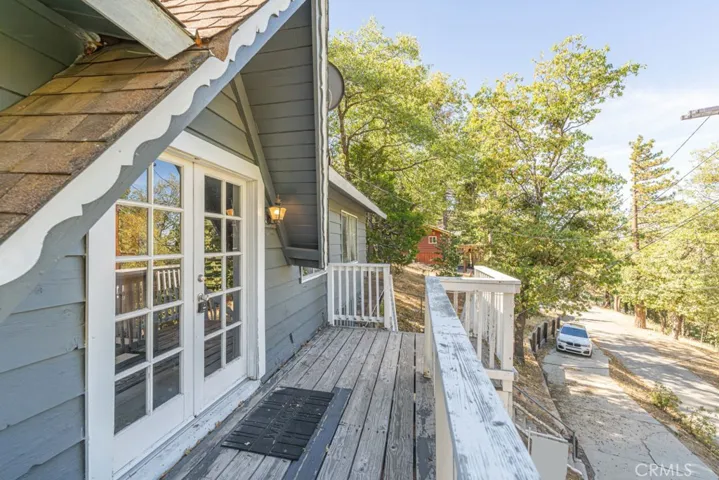 Entrance to the Top unit