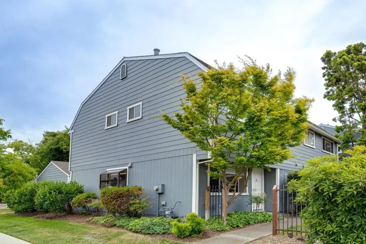 3171 Bayview Dr, Alameda, California 94501