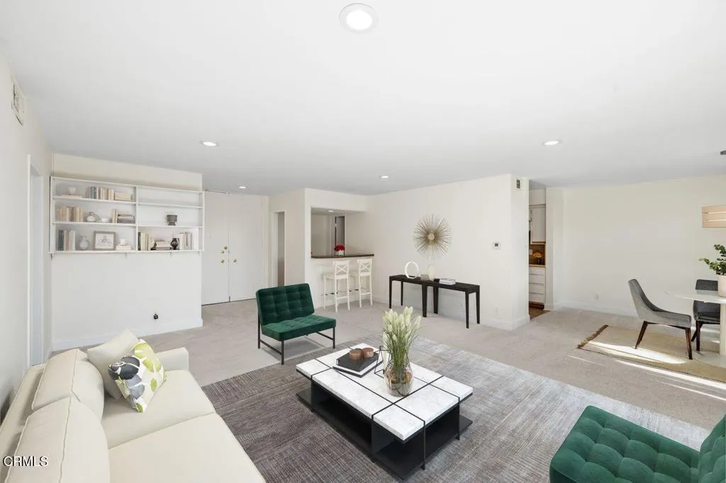 5411 Tyrone Avenue 202, Los Angeles, California 91401 home-pic-4