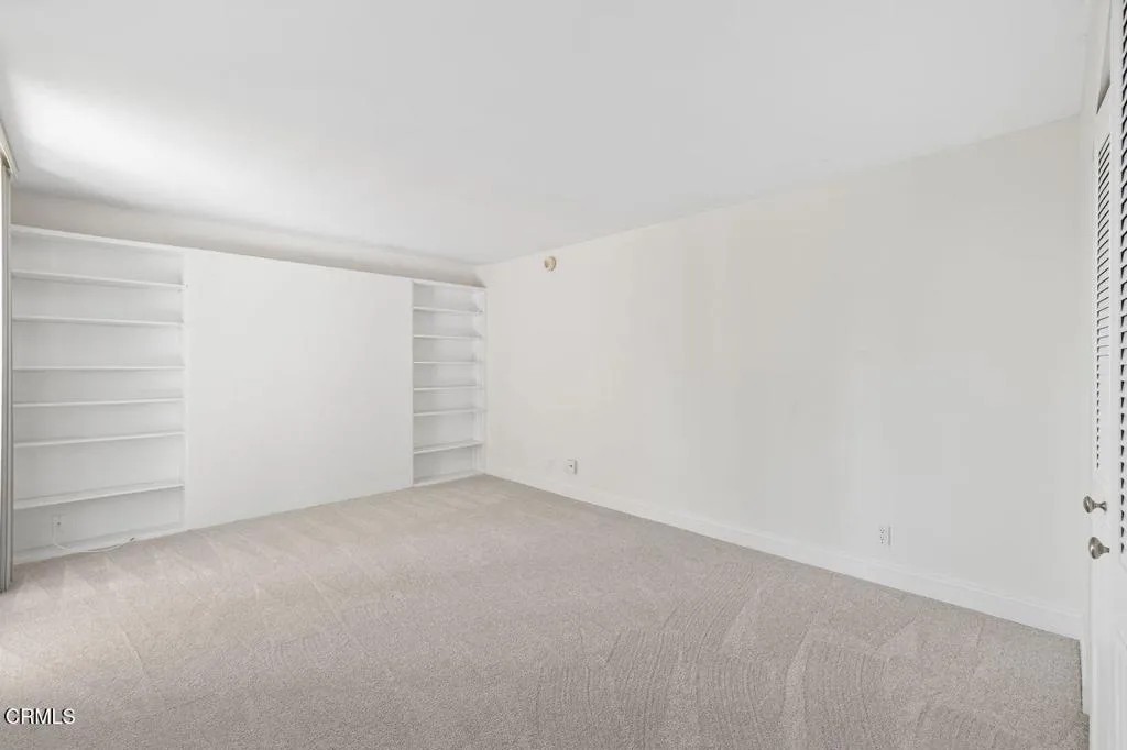 5411 Tyrone Avenue 202, Los Angeles, California 91401 home-pic-22