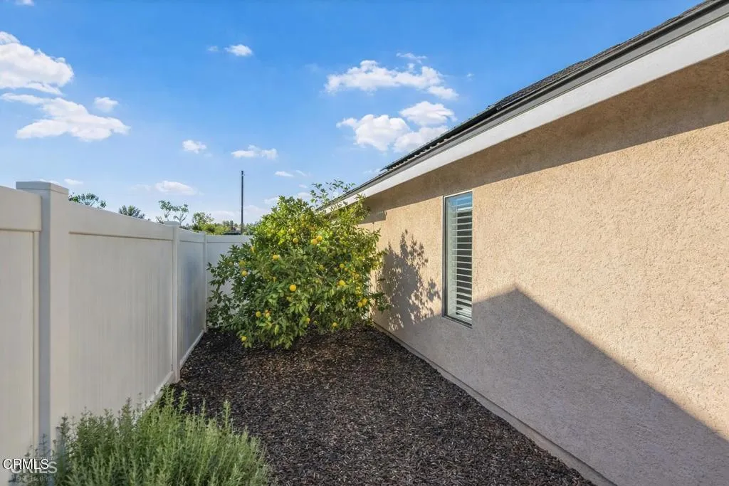 1414 Fallen Leaf Avenue, Ventura, California 93004 home-pic-27