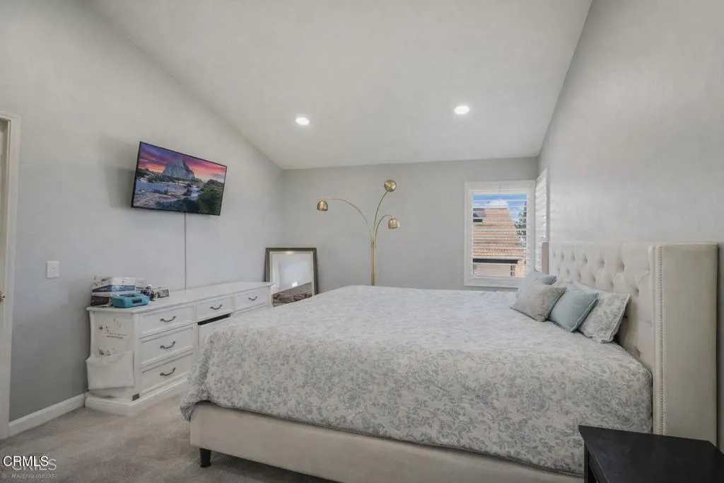 1414 Fallen Leaf Avenue, Ventura, California 93004 home-pic-23
