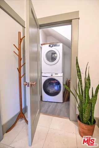 In-Unit Laundry