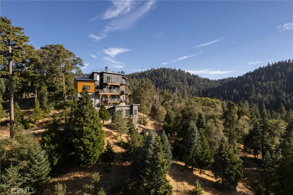 292 Ponderosa Peak Road, Lake Arrowhead, California 92352 home-pic-41