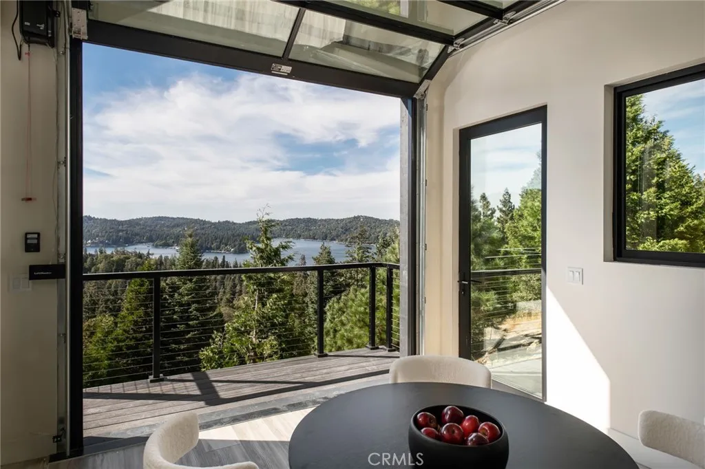 292 Ponderosa Peak Road, Lake Arrowhead, California 92352 home-pic-31