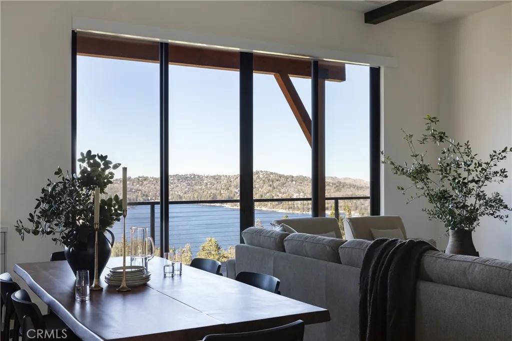 292 Ponderosa Peak Road, Lake Arrowhead, California 92352 home-pic-4