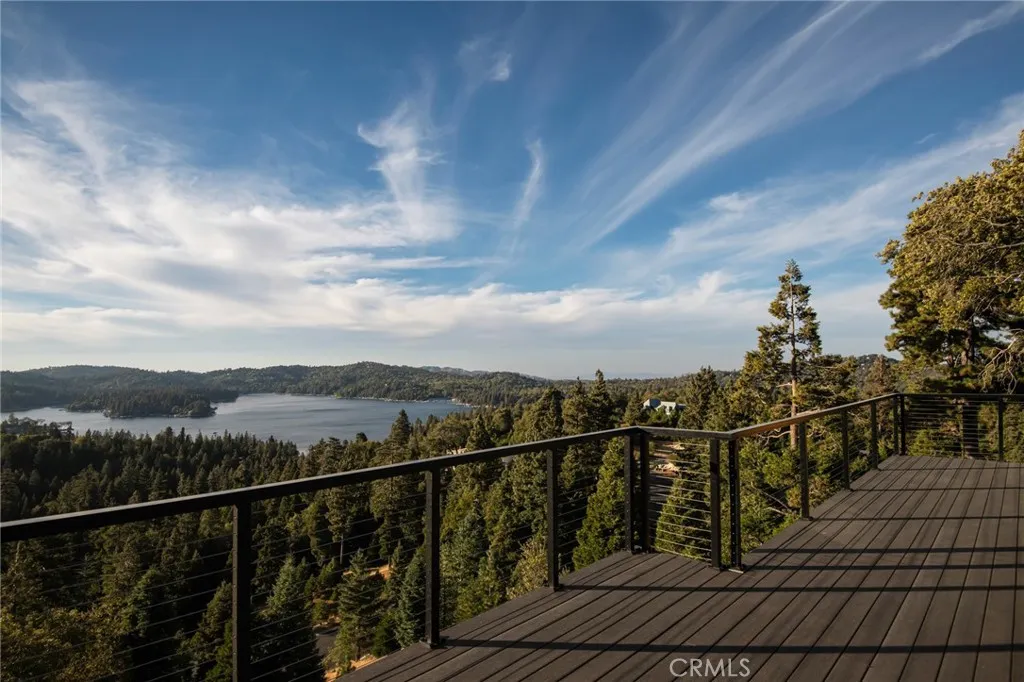 292 Ponderosa Peak Road, Lake Arrowhead, California 92352 home-pic-17