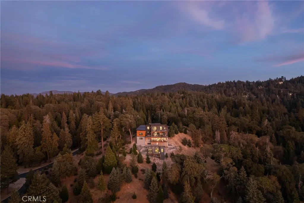 292 Ponderosa Peak Road, Lake Arrowhead, California 92352 home-pic-46
