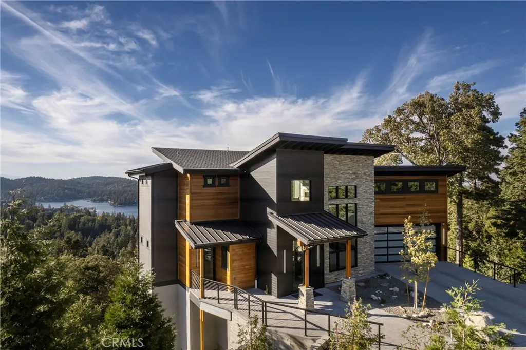 292 Ponderosa Peak Road, Lake Arrowhead, California 92352 home-pic-40