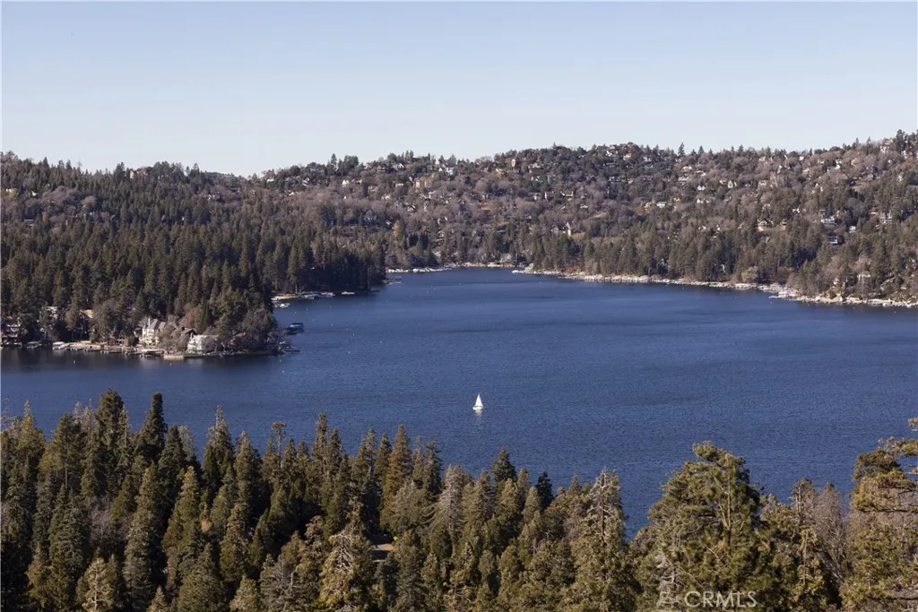 292 Ponderosa Peak Road, Lake Arrowhead, California 92352 home-pic-13