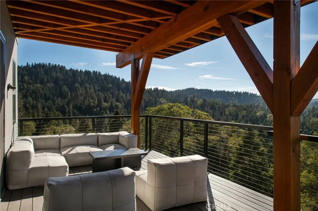 292 Ponderosa Peak Road, Lake Arrowhead, California 92352 home-pic-24