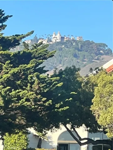 Nearby Hearst Castle