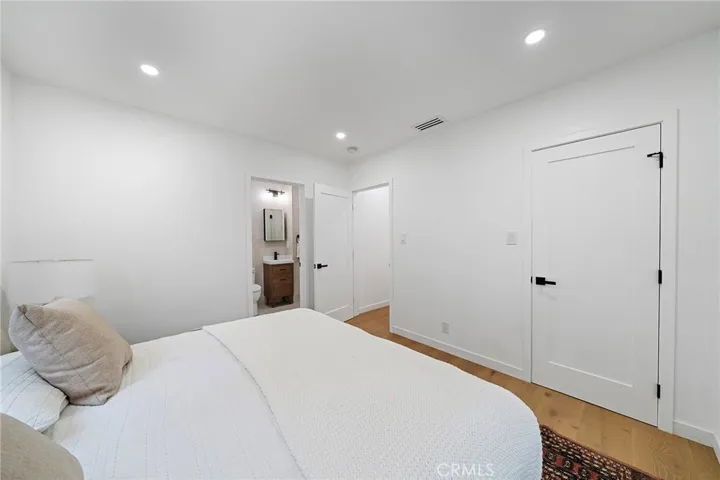2229 Shoredale Primary bedroom with en suite situated in the back for privacy.