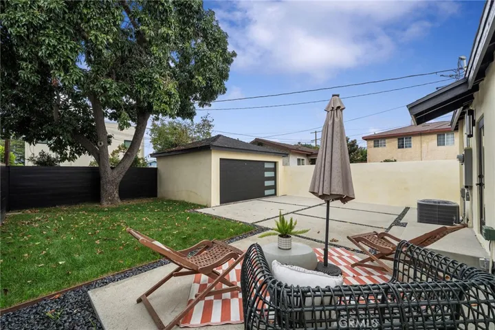 Look at all the yard space 2229 Shoredale offers. Live in one, rent the other unit at 2225 Shoredale.. Both sold together and thoughtfully updated for those with discerning taste.