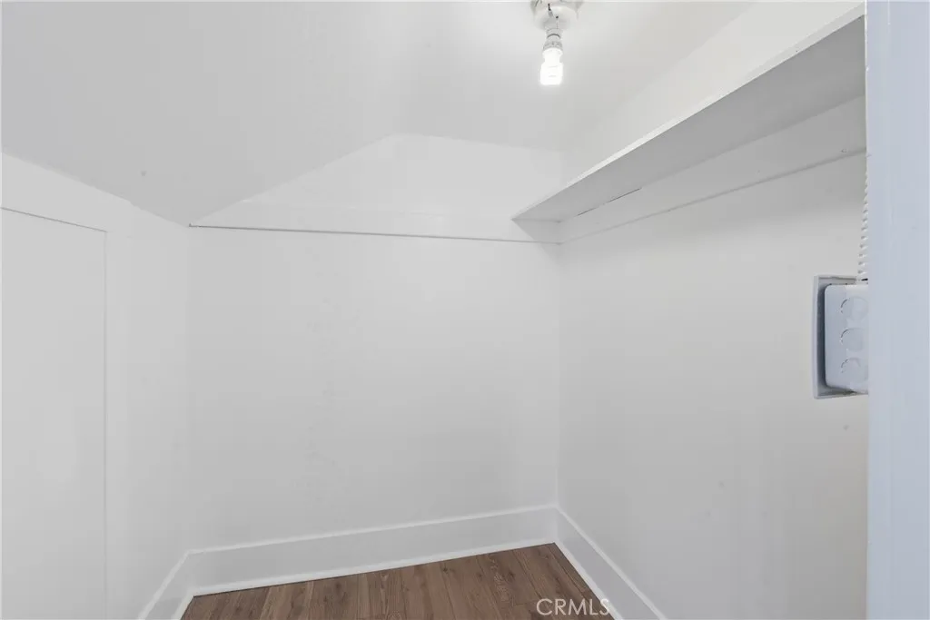 1261 W 51st, Los Angeles, California 90037 home-pic-28
