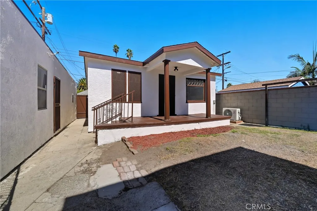 1261 W 51st, Los Angeles, California 90037 home-pic-40