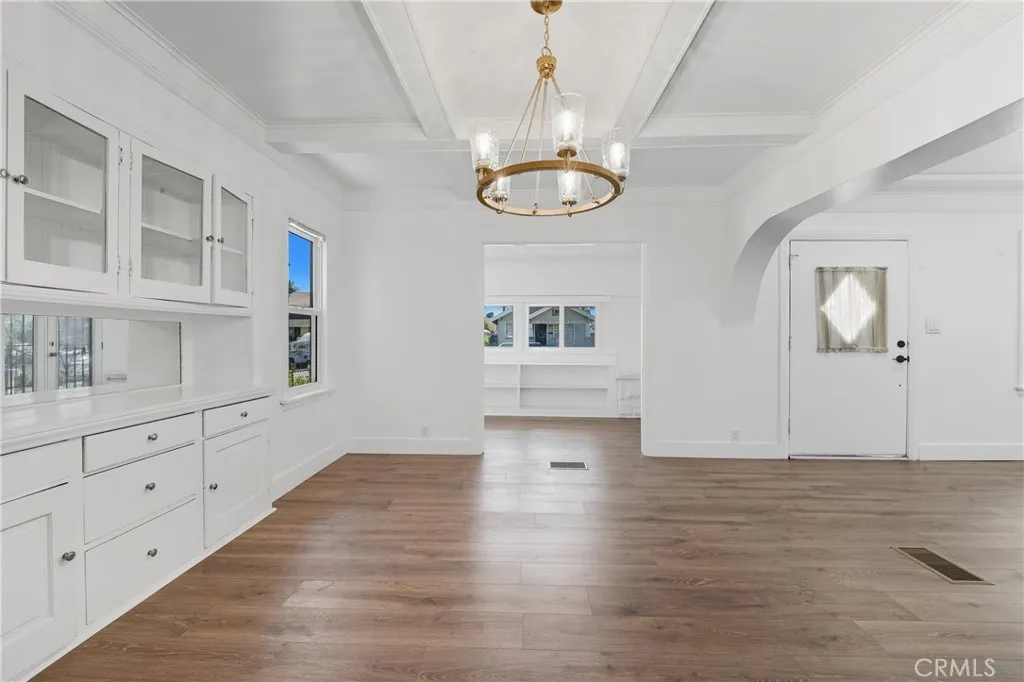 1261 W 51st, Los Angeles, California 90037 home-pic-11