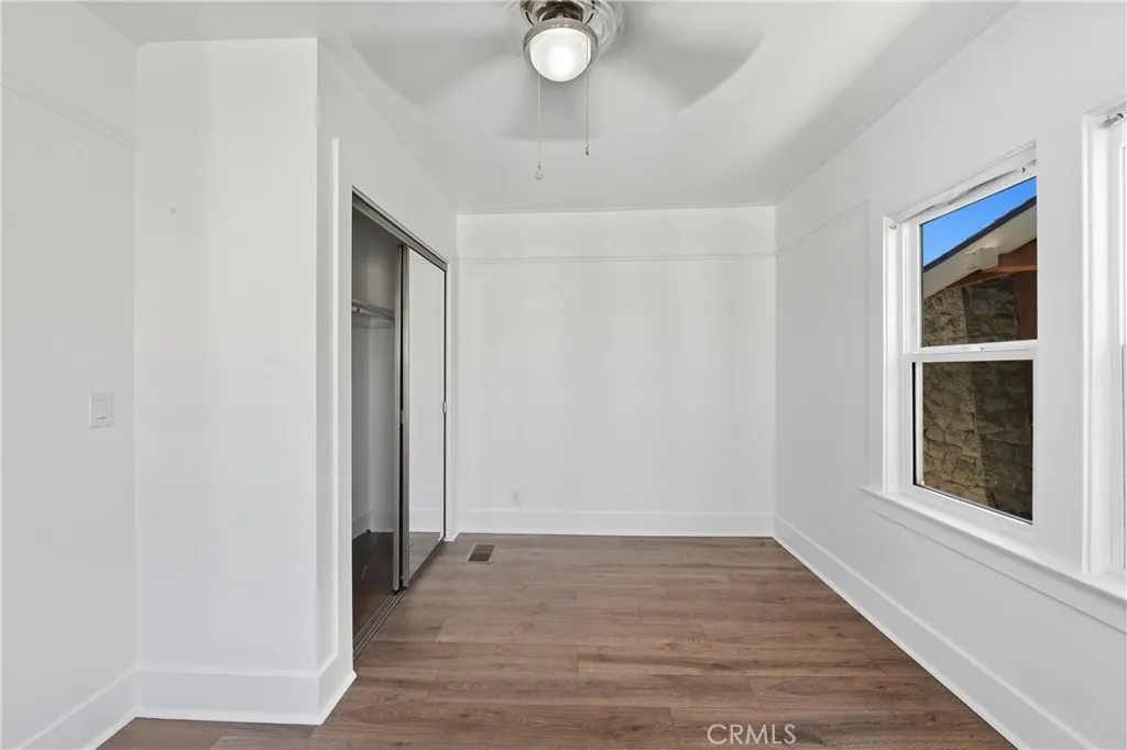 1261 W 51st, Los Angeles, California 90037 home-pic-21