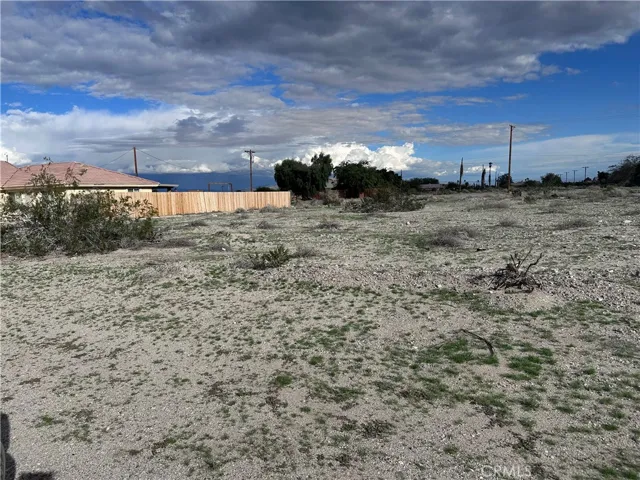 2864 Camino Drive, Thermal, California 92274