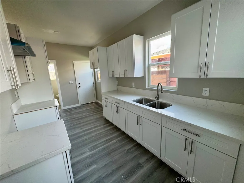 435 S State Street, Los Angeles, California 90033 home-pic-17