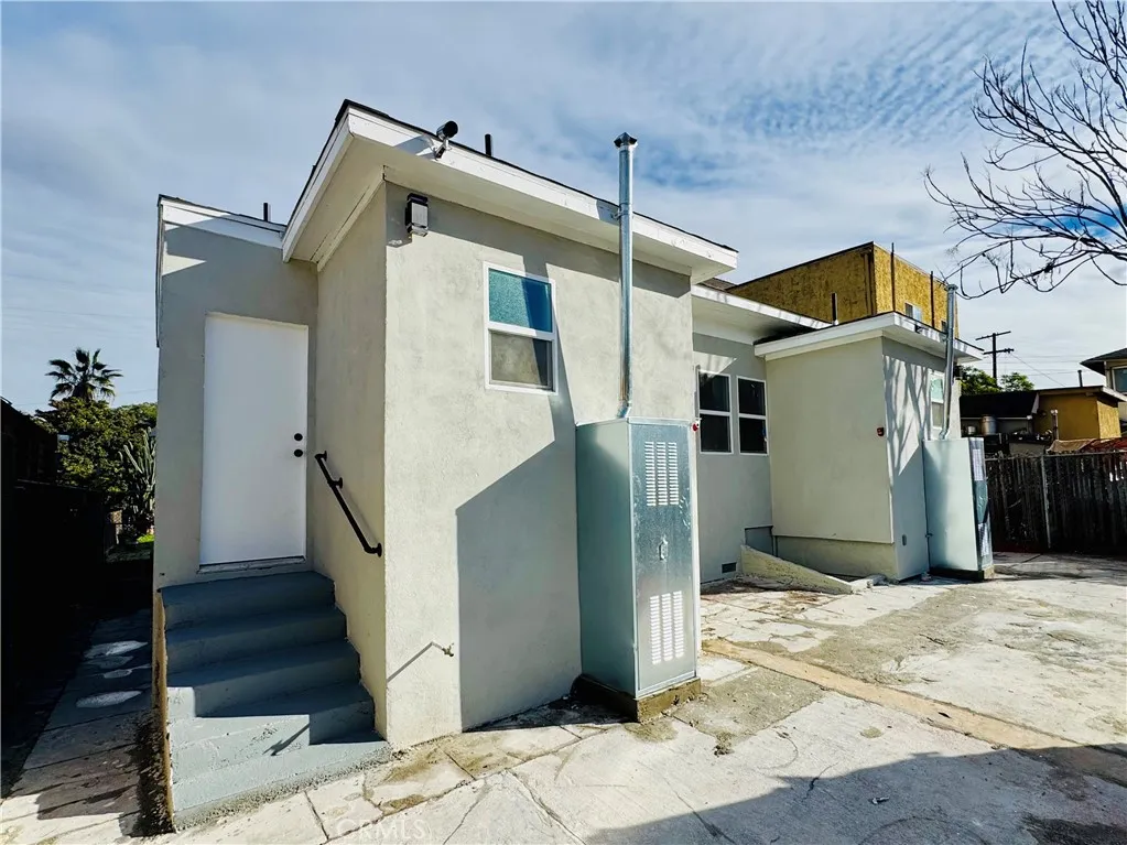 435 S State Street, Los Angeles, California 90033 home-pic-7