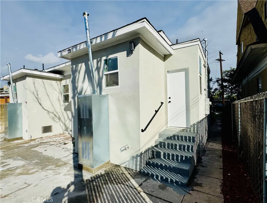 435 S State Street, Los Angeles, California 90033 home-pic-5
