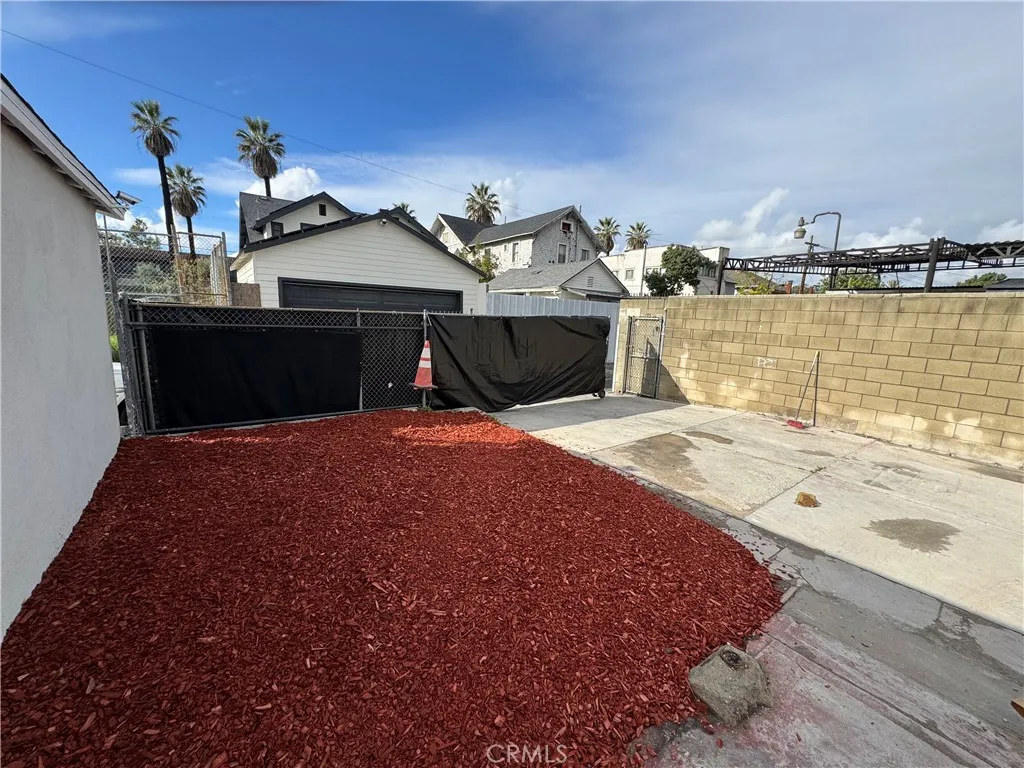 435 S State Street, Los Angeles, California 90033 home-pic-8