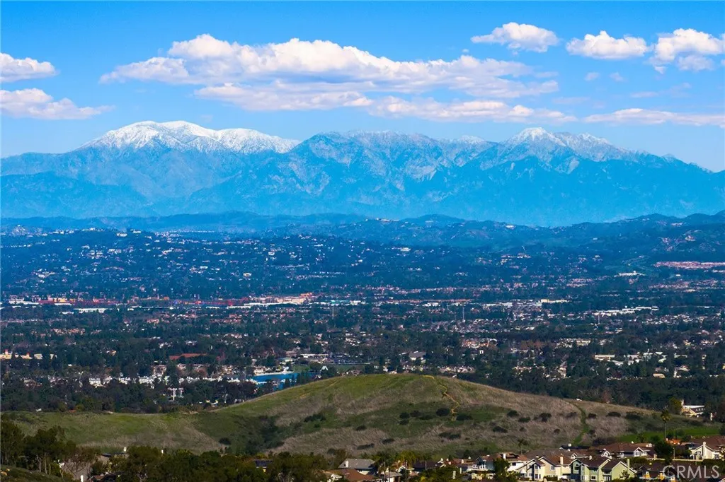 37 Blue Summit, Irvine, California 92603 home-pic-75