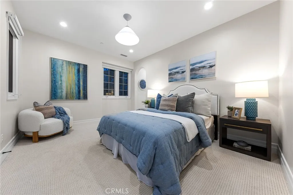 37 Blue Summit, Irvine, California 92603 home-pic-39
