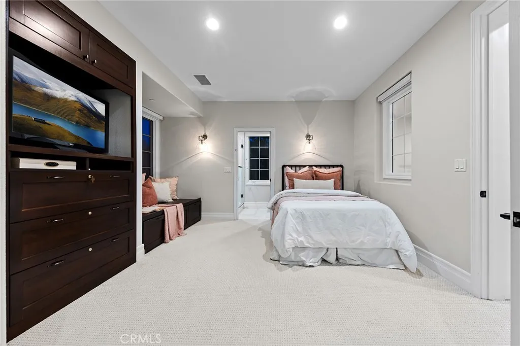 37 Blue Summit, Irvine, California 92603 home-pic-35
