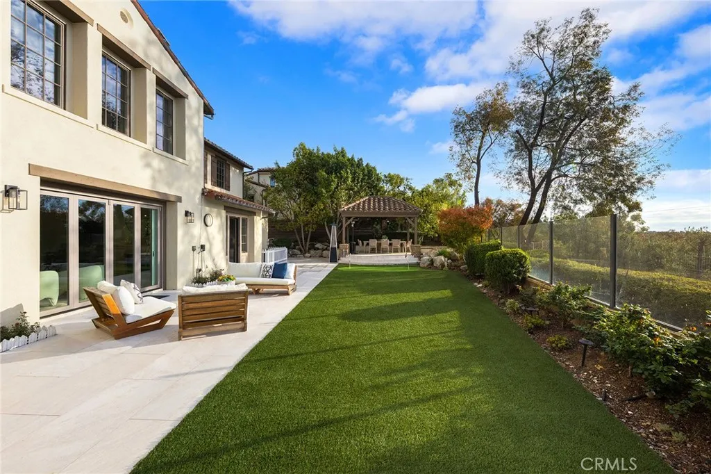 37 Blue Summit, Irvine, California 92603 home-pic-58