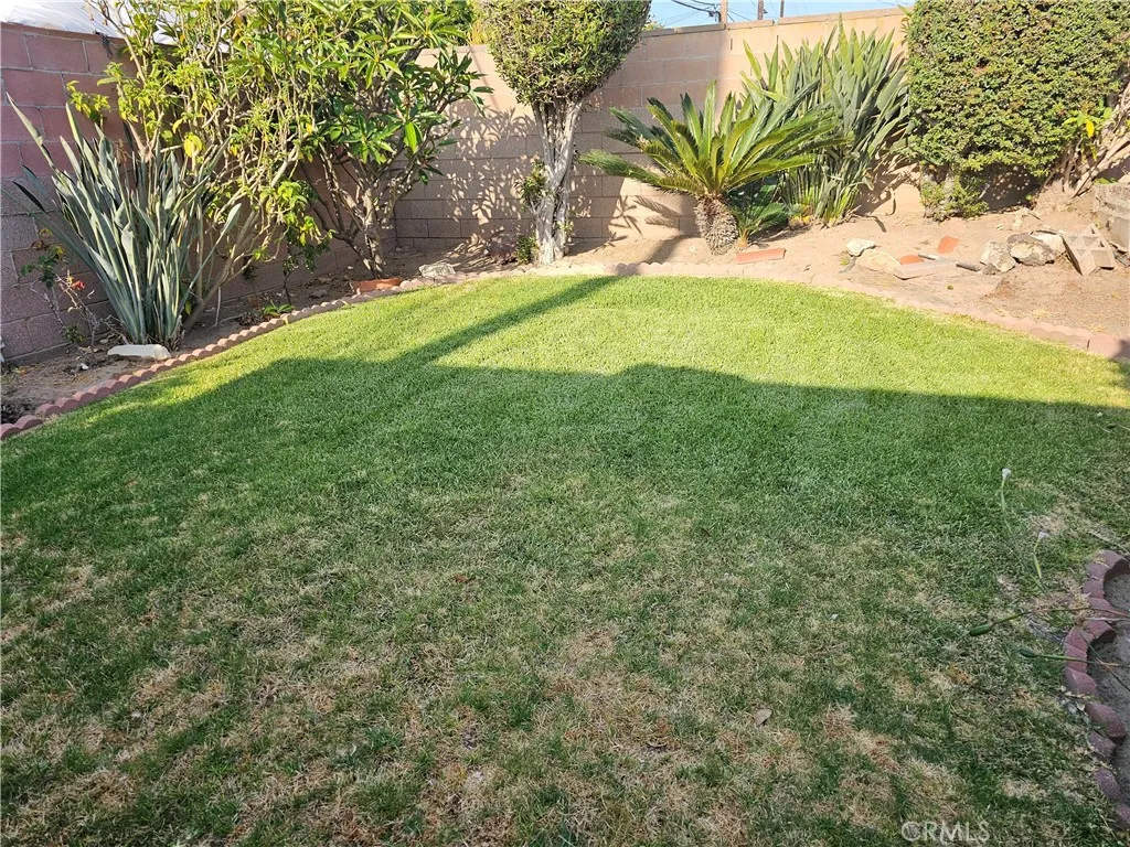 1617 W 125th Street, Los Angeles, California 90047 home-pic-11