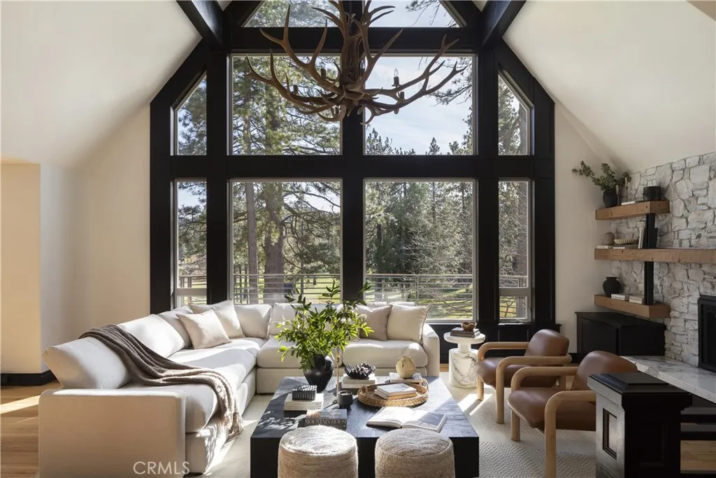 729 Brentwood, Lake Arrowhead, California 92352 home-pic-2
