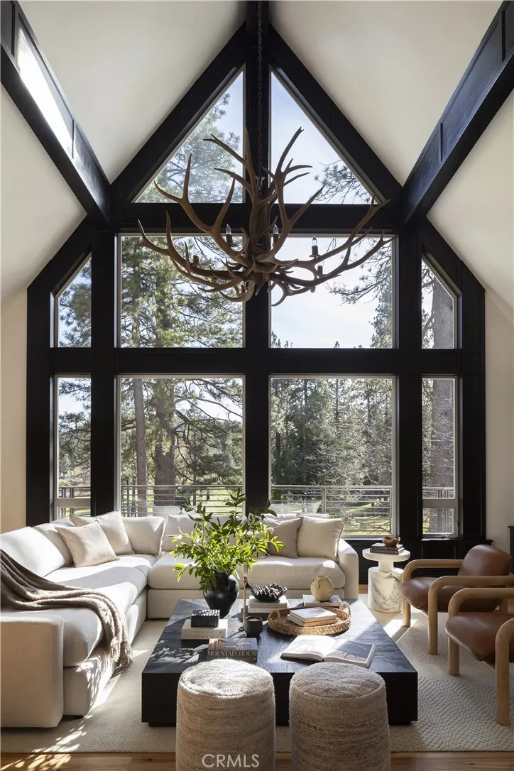 729 Brentwood, Lake Arrowhead, California 92352 home-pic-3